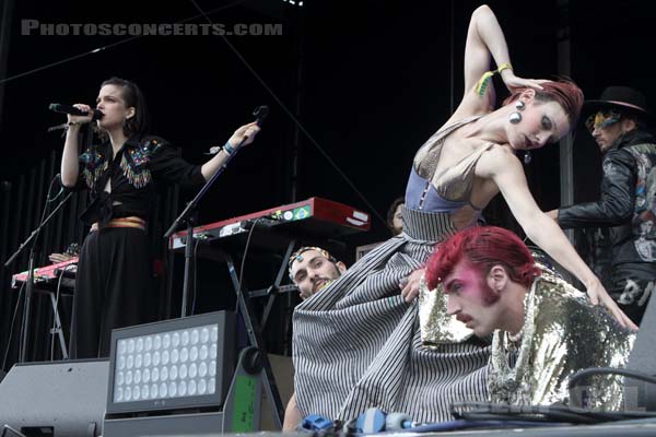 LA FEMME - 2017-07-23 - PARIS - Hippodrome de Longchamp - Alternative Stage - 